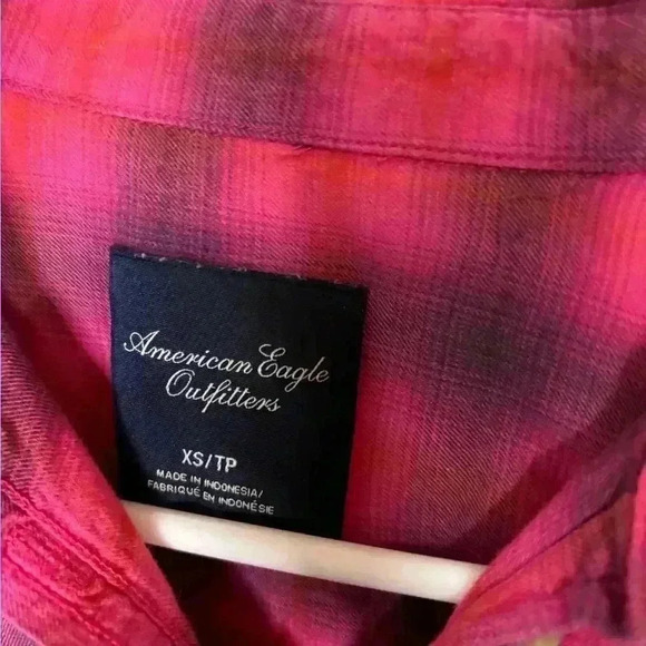 Womens size XS American eagle brand plaid button up shirt, #O509 - Picture 3 of 4